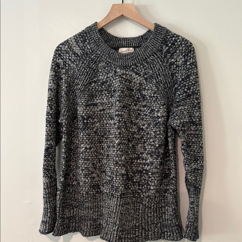 Women's Sweater